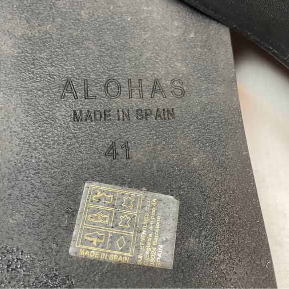 Alohas Ivory Toe Ring Strappy Flat Sandals Flip Flops Minimalist Sz 41 - Picture 9 of 10